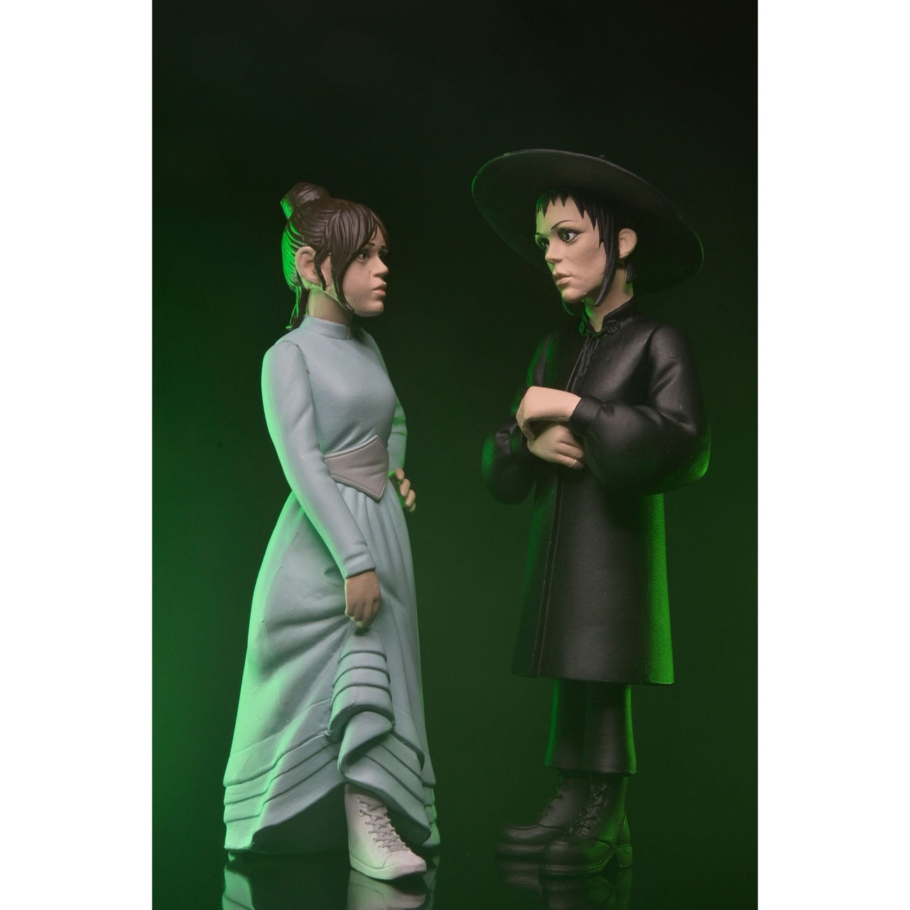 Image produit Beetlejuice Beetlejuice figurines articulées Toony Terrors pack de 2 Lydia & Astrid 15 cm