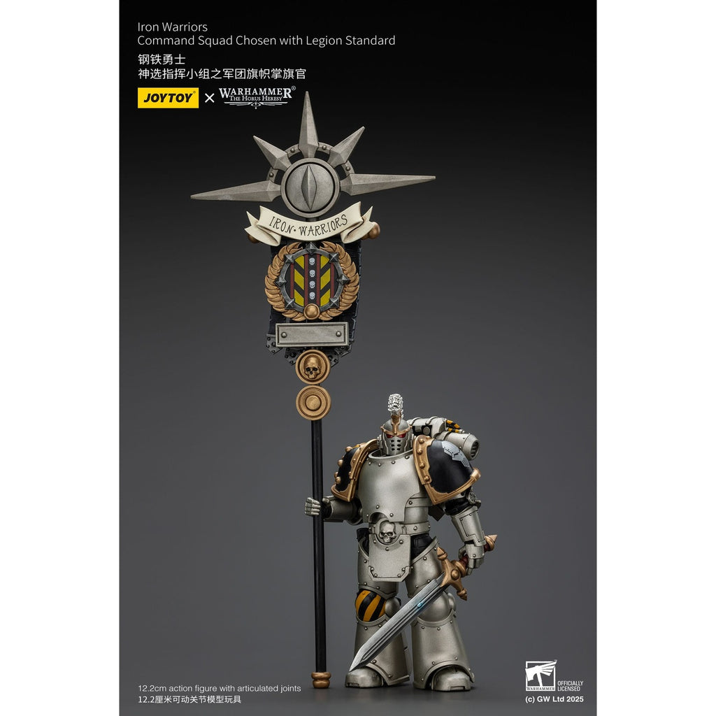 Product image Warhammer The Horus Heresy Action Figure 1/18 Iron Warriors Command Squad Chosen with Legion Standard 12 cm