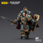 Image produit Warhammer The Horus Heresy figurine articulée Sons of Horus Little Horus Aximand Captain of the 5th Company 20 cm