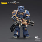 Image produit Warhammer 40,000: Space Marine 2 Figurine articulée Ultramarines Heavy Artificer Armor avec Relic Multi-Melta 13 cm