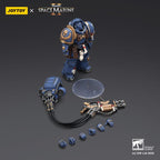 Image produit Warhammer 40,000: Space Marine 2 Figurine articulée Ultramarines Heavy Artificer Armor avec Relic Multi-Melta 13 cm