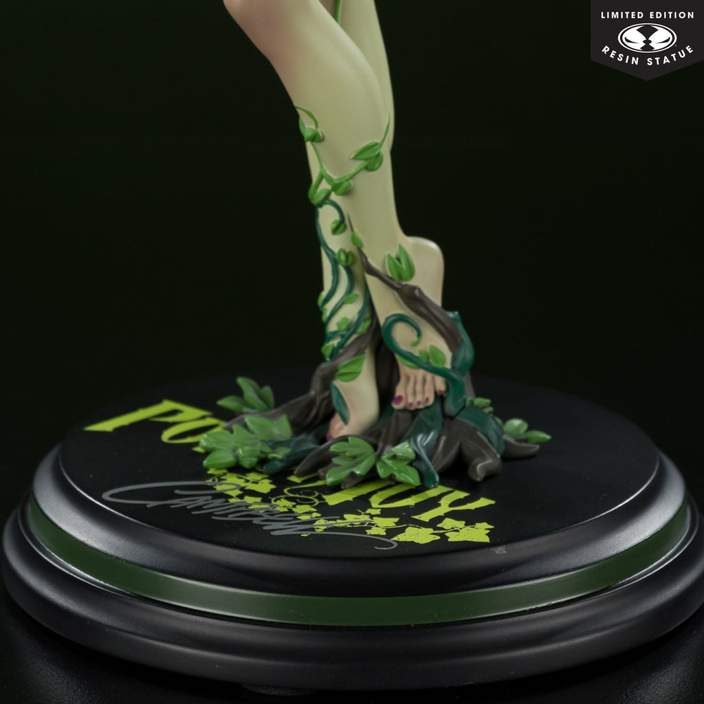 Image produit DC Direct Cover Girls Statue 1/8 Poison Ivy by J. Scott Campbell 24 cm