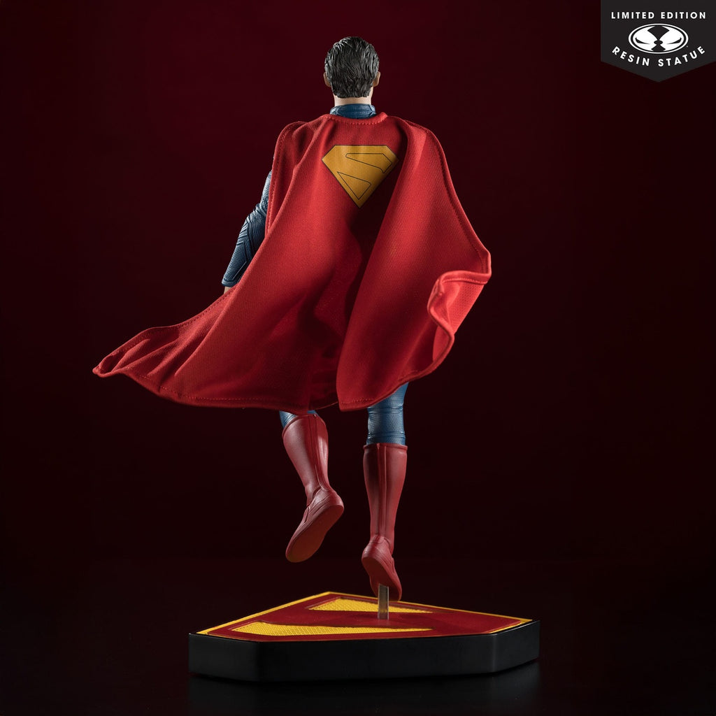 Image produit Superman (2025) DC Direct Statue 1/6 Superman 35 cm