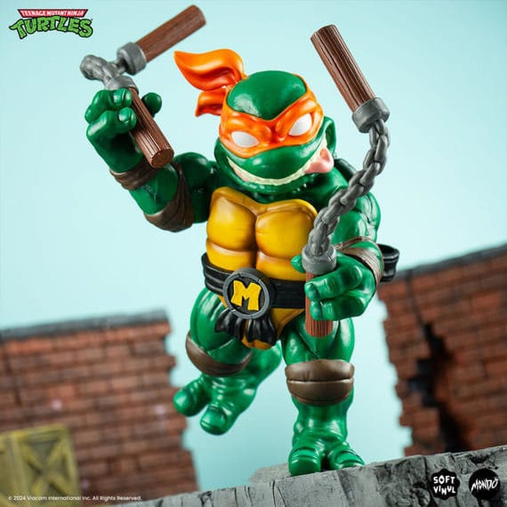 Image produit Teenage Mutant Ninja Turtles figurine en vinyle souple Michelangelo 20 cm
