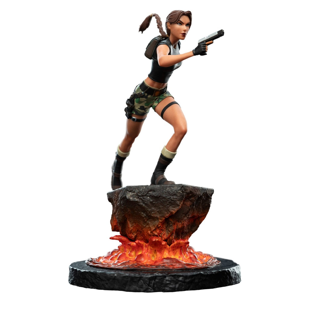 Product image Tomb Raider Mini Statue Lara Croft: The Sanctuary of Flame 18 cm