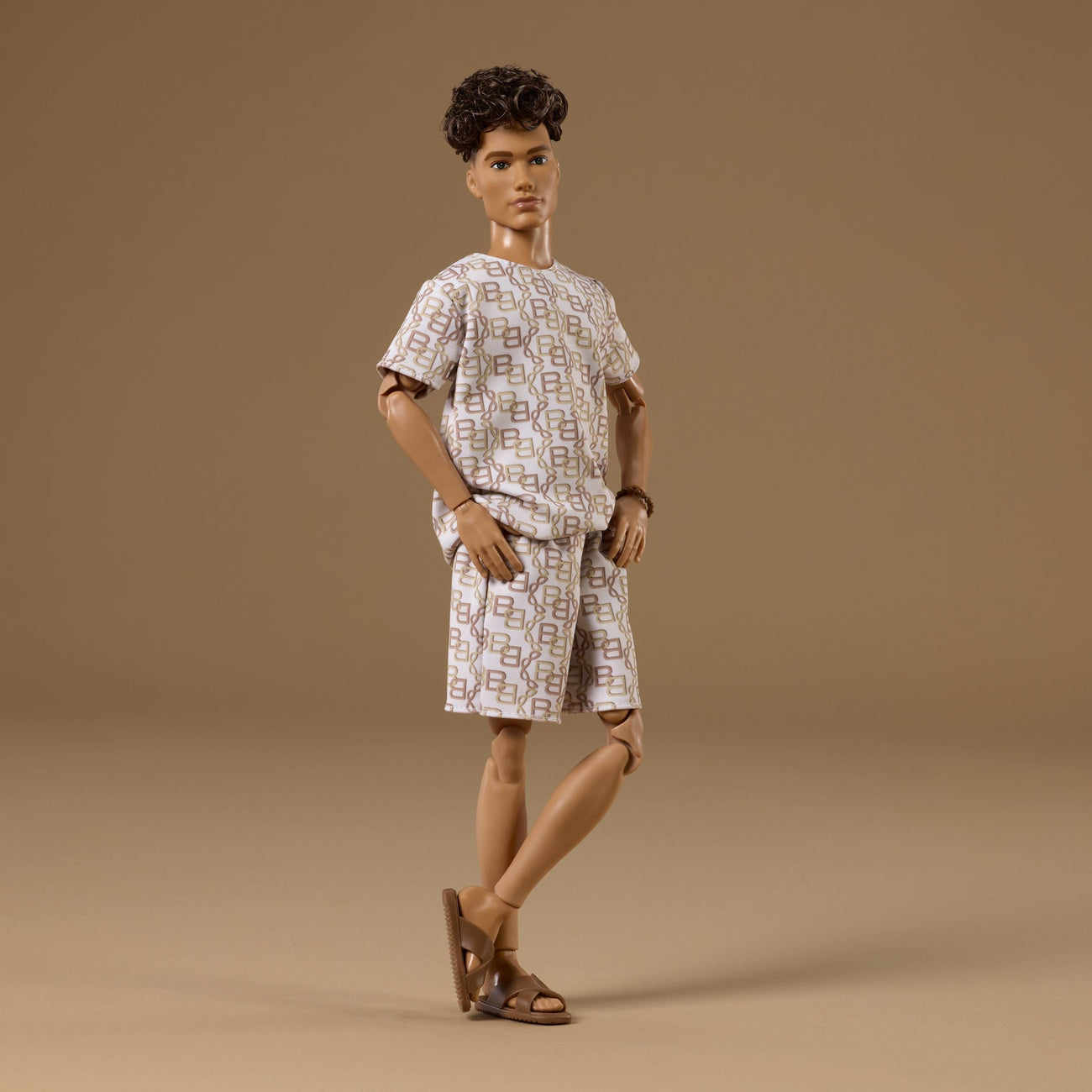 Image produit Poupée Barbie Signature Ken Barbie Basics : Model 10