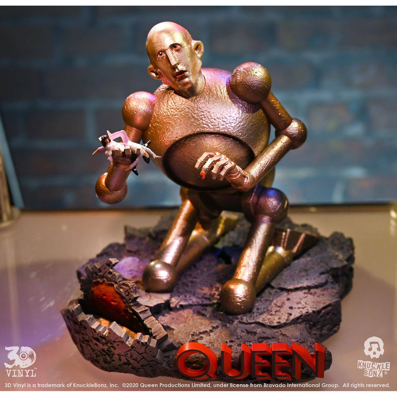 Image produit Queen Statue 3D Vinyl Queen Robot (News of the World) 20 x 21 x 24 cm