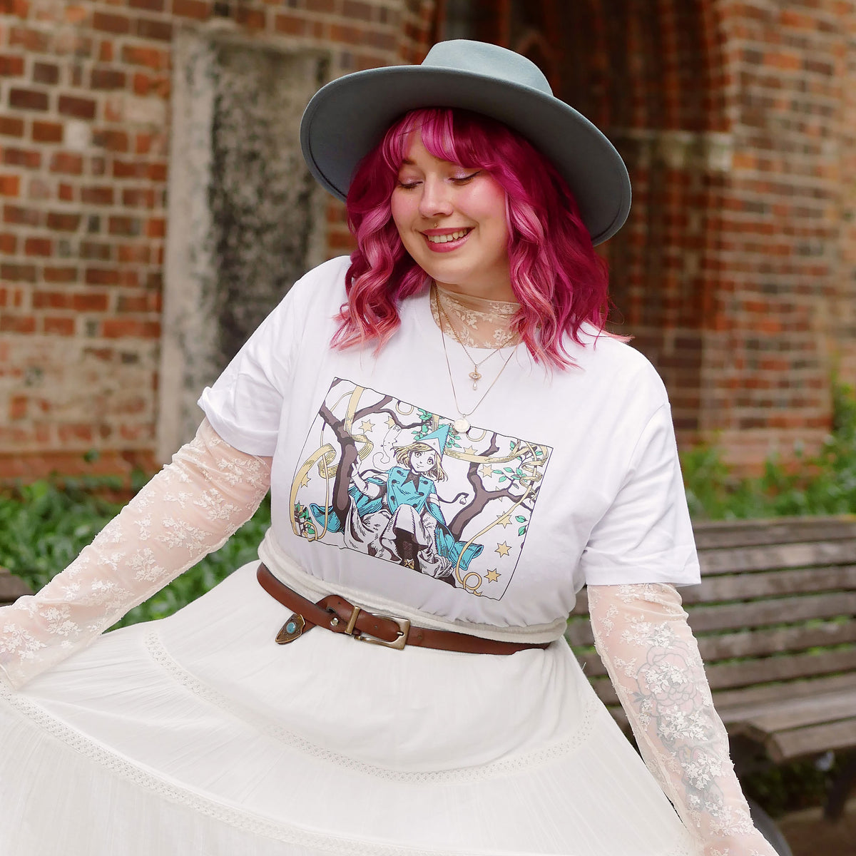 Image produit T-shirt Coco et Atelier of Witch Hat Fans Édition Limitée blanc