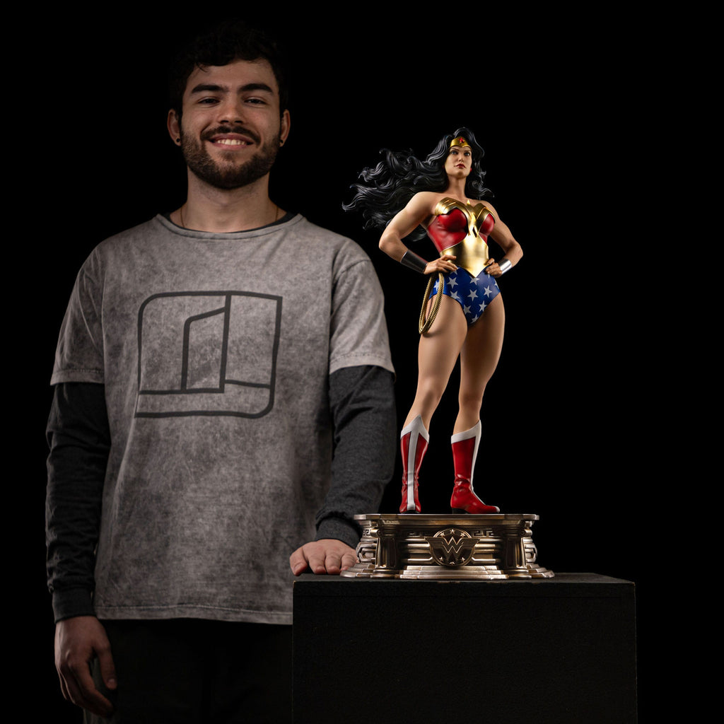 Image produit DC Comics Legacy Replica Statue 1/4 Wonder Woman 56 cm