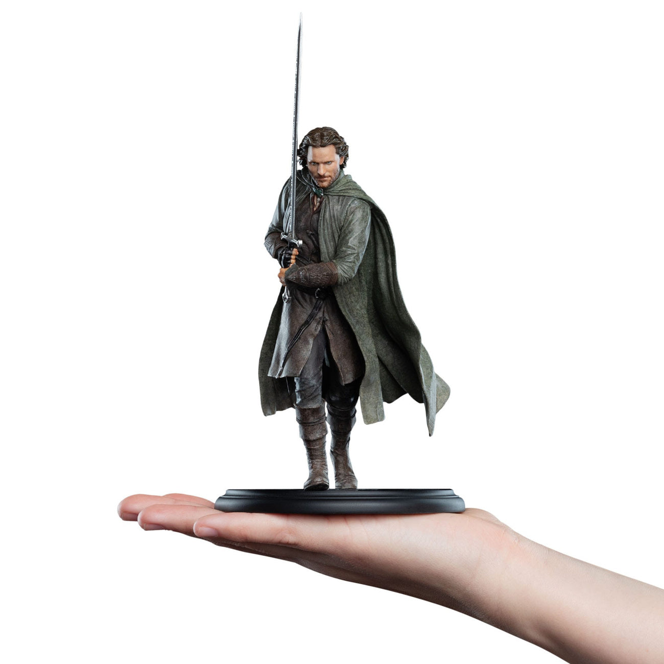 Image produit Le Seigneur des Anneaux Mini Statue Aragorn 20 cm