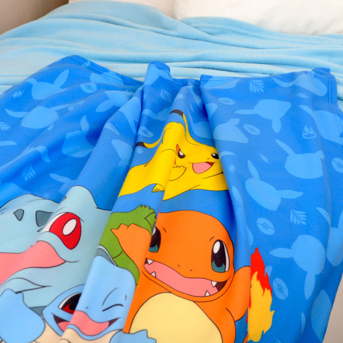 Image produit Couverture en polaire flanelle Pokémon Starter Pokémon 130 x 160 cm