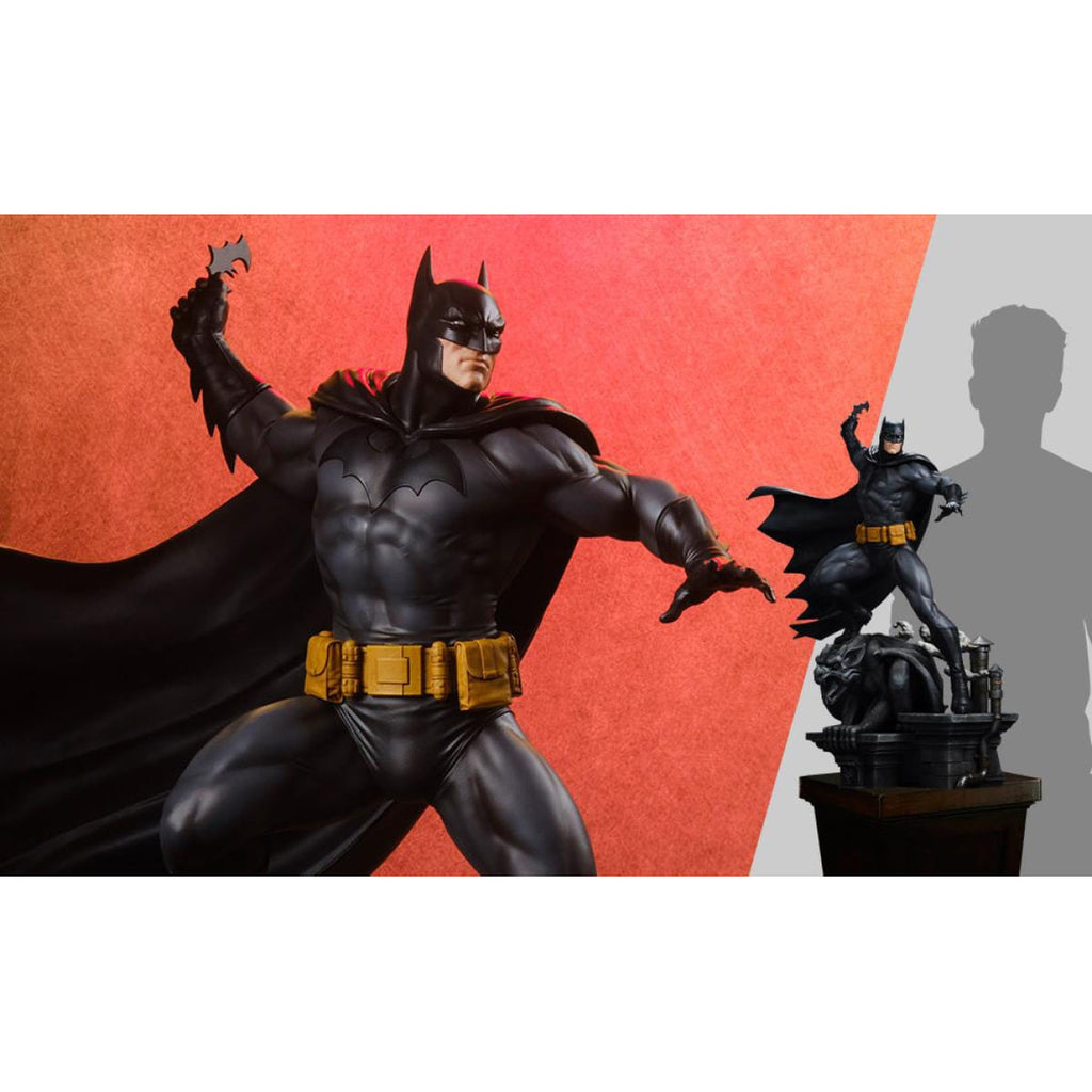 Image produit DC Comics Maquette 1/4 Batman (Édition noire et grise) 66 cm