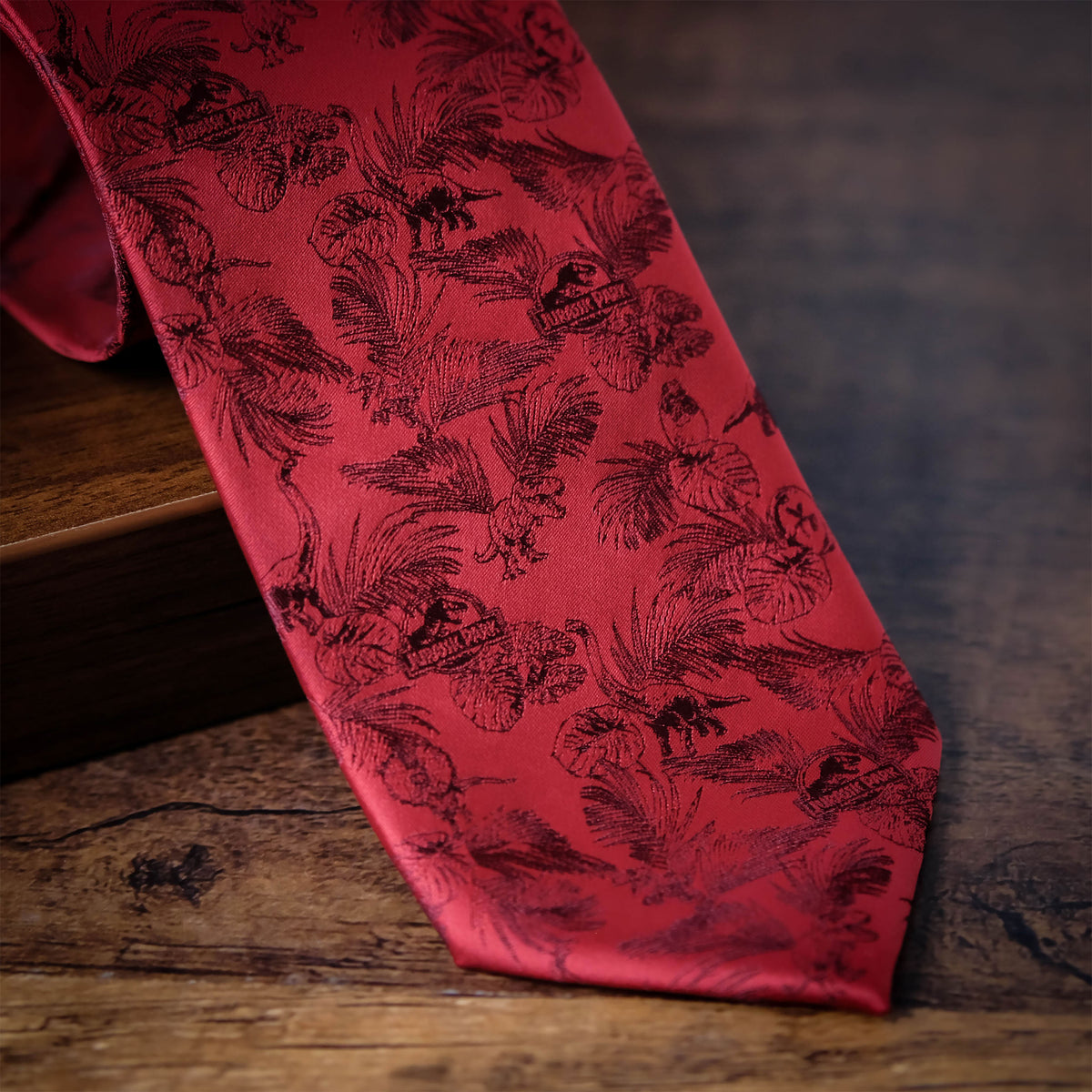 Product image Jurassic Park - Red Jungle Tie