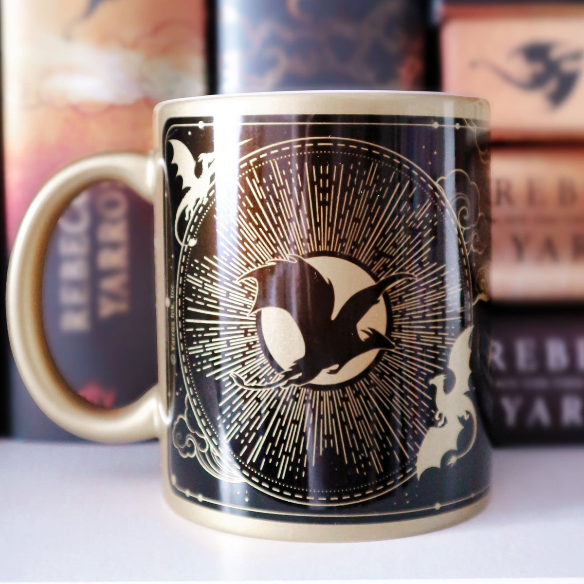 Image produit Fourth Wing – Mug Logo 320 ml