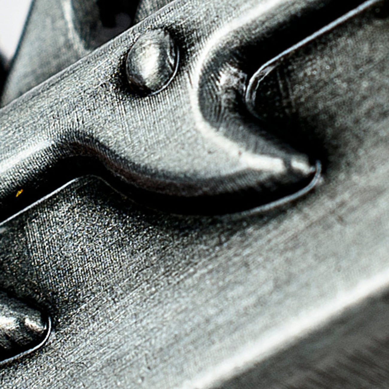 Product image Warhammer 40,000 Chaos Chainsword Bottle Opener