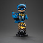 Image produit Figurine PVC Mini Co. Batman sur le Bat-Signal (Variante bleue)