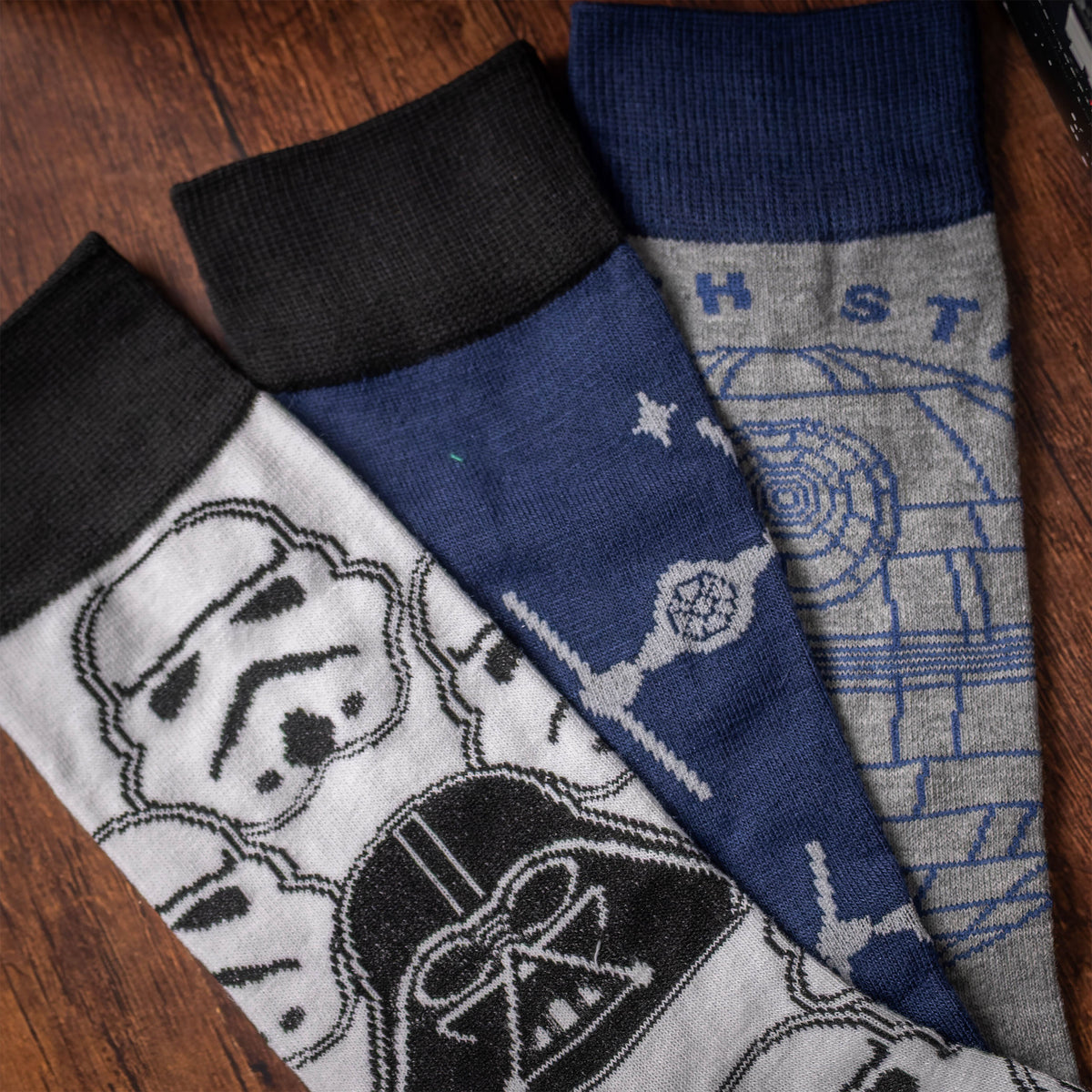 Image produit Star Wars - Calendrier de l'Avent chaussettes Darth Vader - 40-46