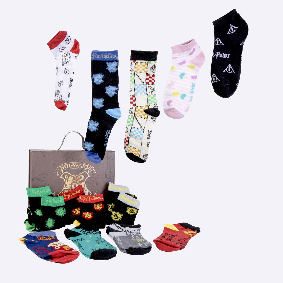 Image produit Harry Potter - Set de 12 paires de chaussettes dans une valise cadeau