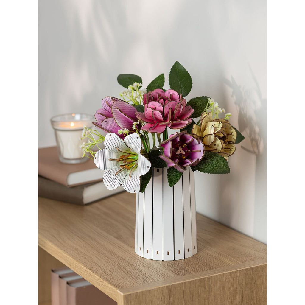 Produktbild Revell Flowers Holzblumen Flower Garden 22 cm